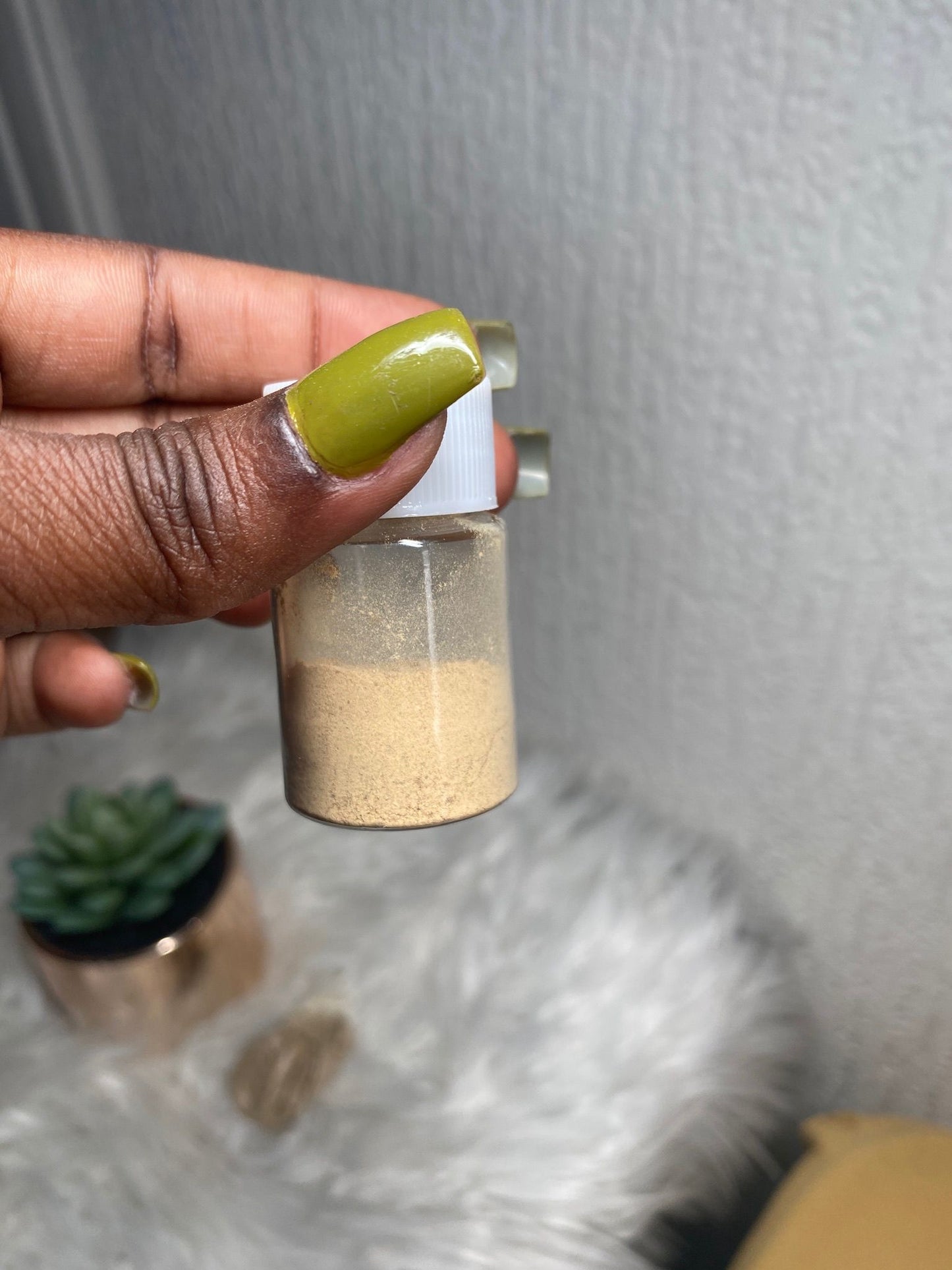 Poudre poutoulou / Enkoro ou Ankoro (poutoulou mazembe) - (aphrodisiaque pour homme)